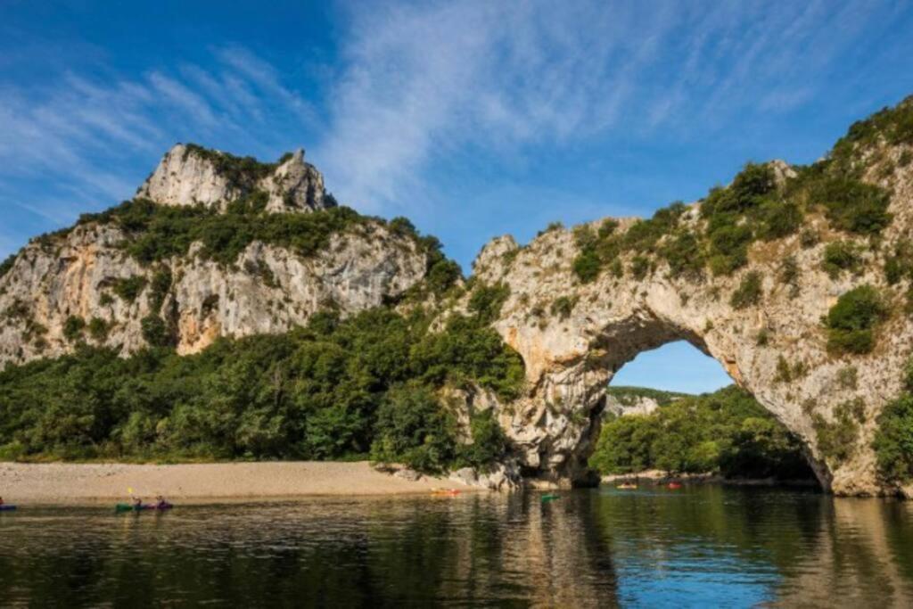 Villa La O'Liso Gorges De L'Ardeche à Salavas Extérieur photo