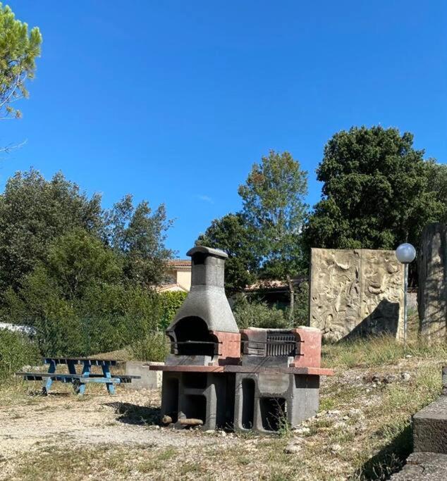 Villa La O'Liso Gorges De L'Ardeche à Salavas Extérieur photo