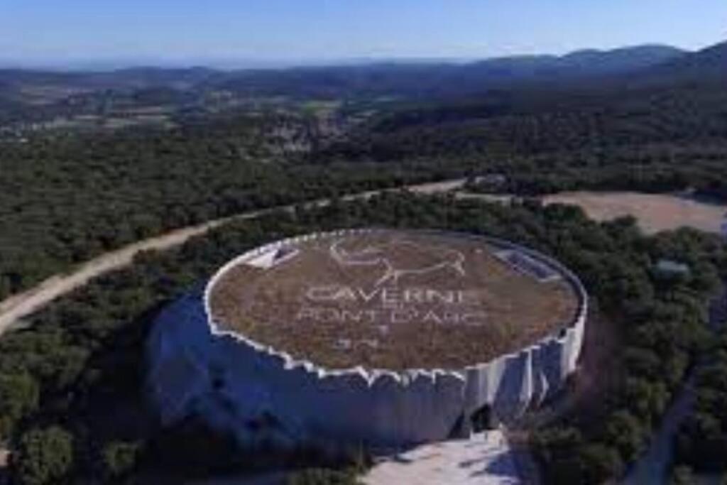 Villa La O'Liso Gorges De L'Ardeche à Salavas Extérieur photo