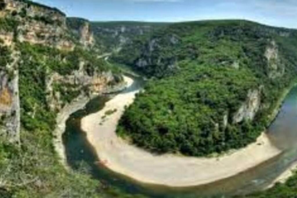 Villa La O'Liso Gorges De L'Ardeche à Salavas Extérieur photo